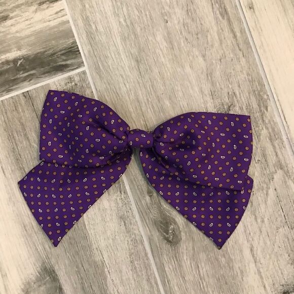 Vicky Davis purple bow with pin! - Picture 1 of 5